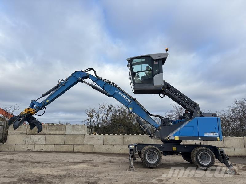 Fuchs MHL320 Оператори на отпадъци/индустрия
