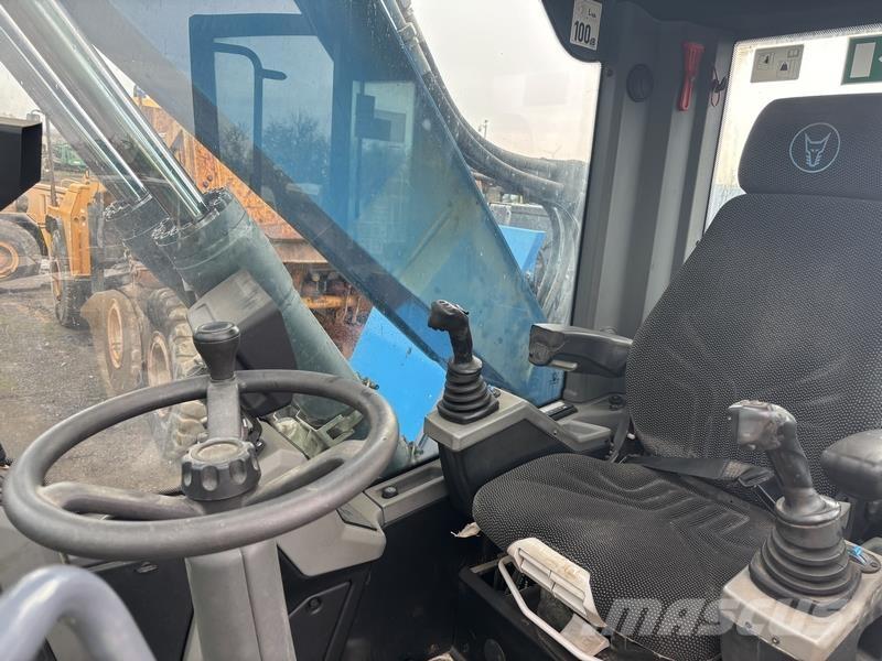 Fuchs MHL320 Оператори на отпадъци/индустрия
