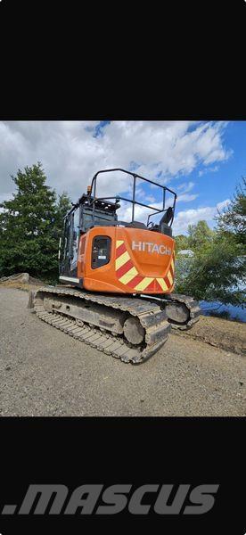 Hitachi ZX135 Багери за разрушаване

