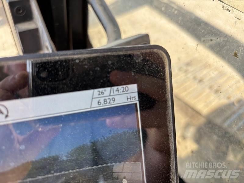 JCB 220X L 4F Верижен екскаватор
