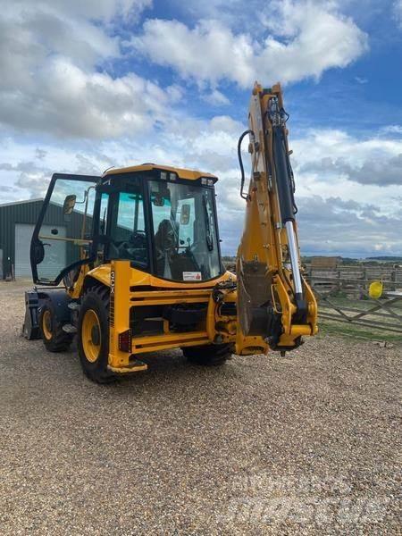 JCB 3CX Sitemaster Товарач със заден ексватор