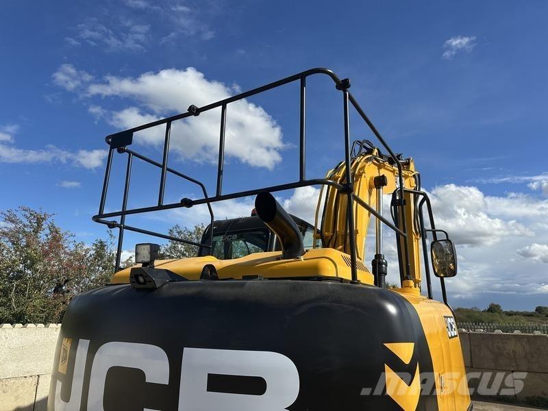 JCB JS131 LC Верижен екскаватор