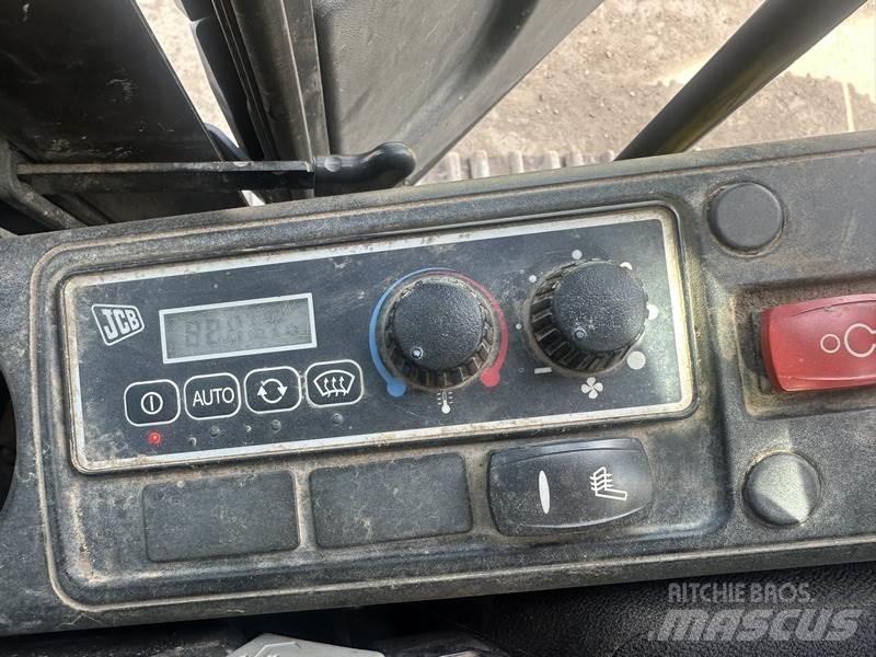 JCB JS220 LC Верижен екскаватор