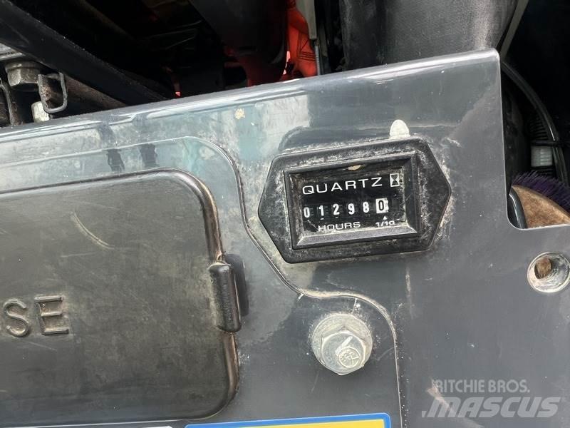 Kobelco SK28SR-6E Мини екскаватори < 7 т
