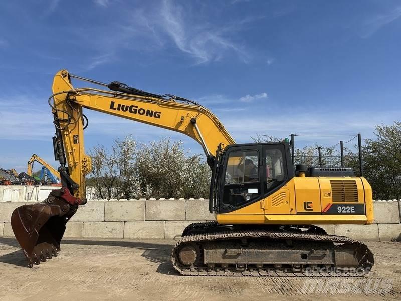 LiuGong CLG922 Верижен екскаватор