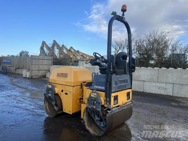 Mecalac TV1200 Двойни барабанни ролки
