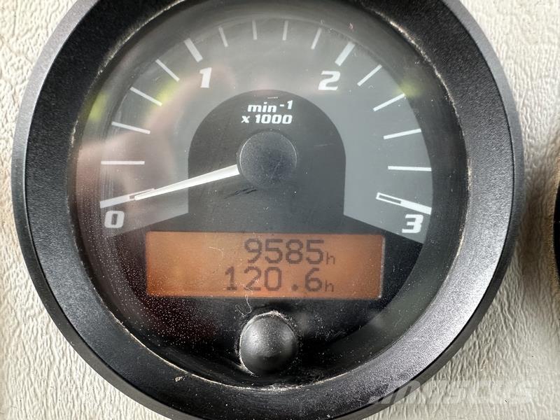 Moxy MT26 Дъмпери/моторни превозни средства