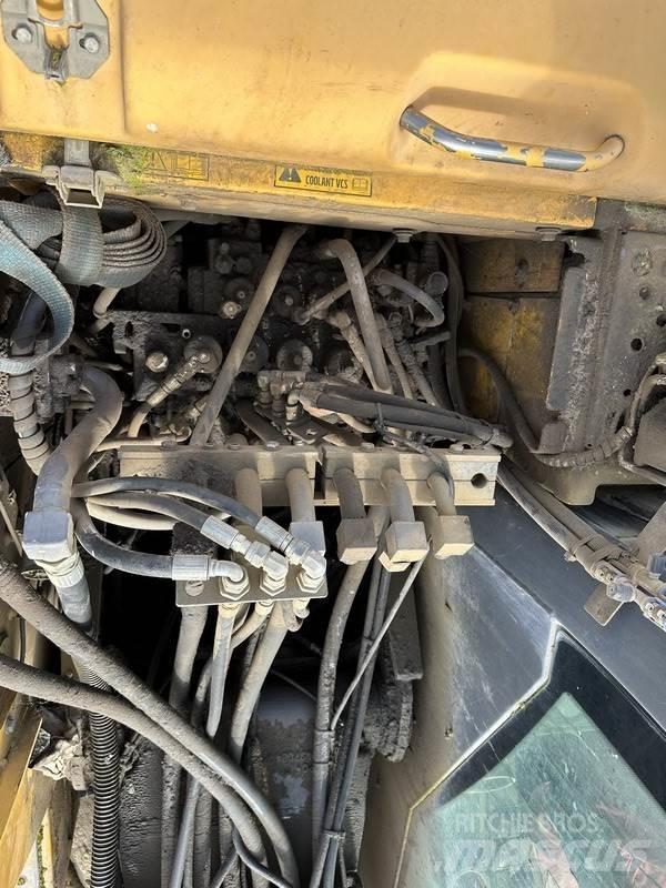 Volvo EW140C Обработка на материали - други