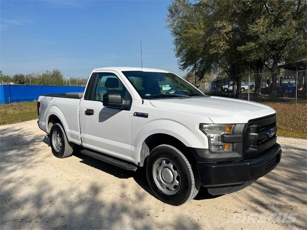 Ford F-150 Пикапи