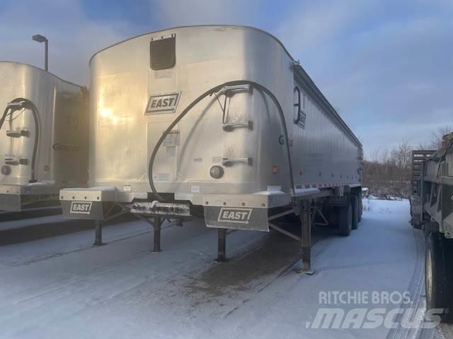East Mfg Genesis Самосвали