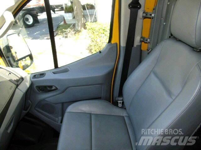 Ford TRANSIT 250 CAR Каросерии