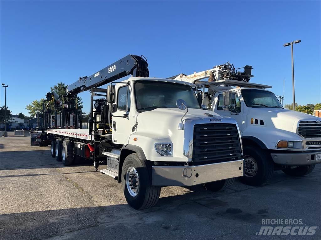 Freightliner 114SD Други