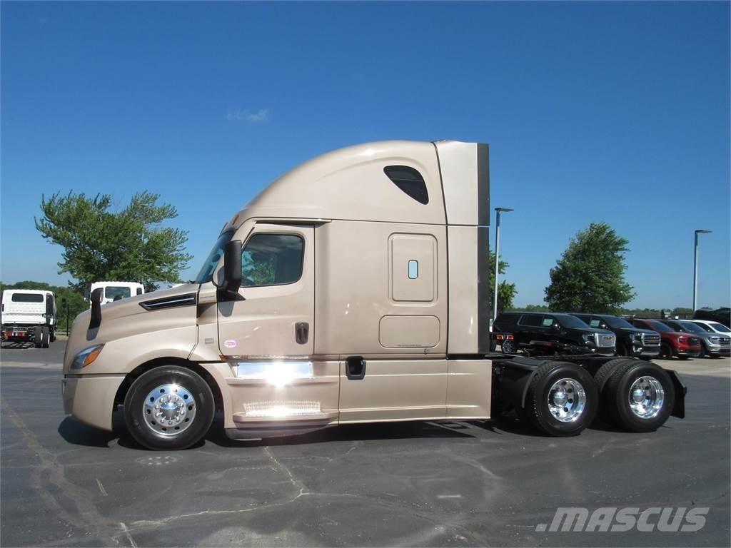Freightliner CA126SLP Влекачи