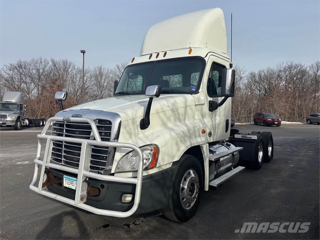 Freightliner Cascadia Влекачи