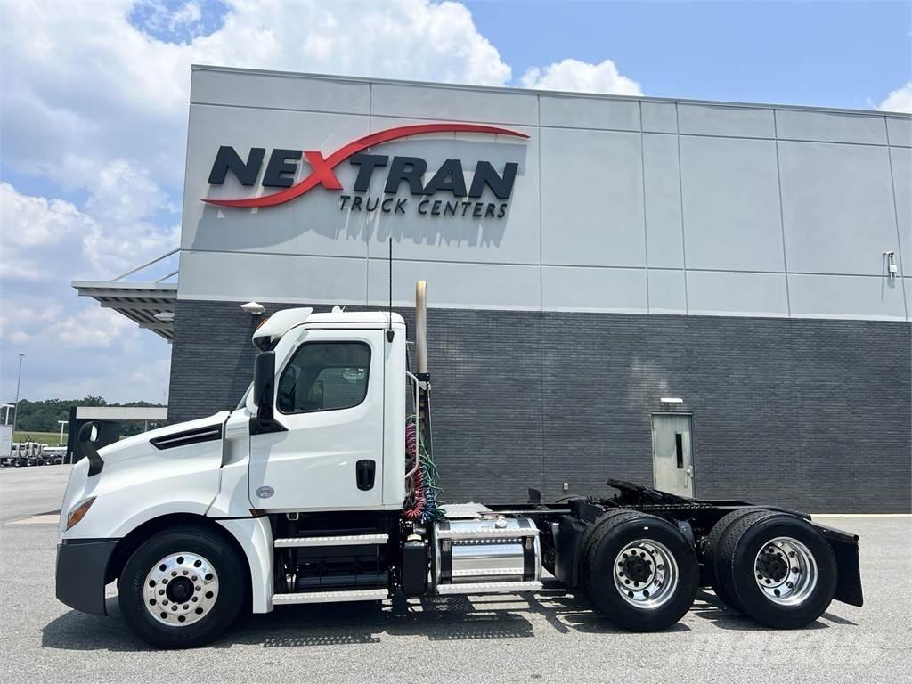 Freightliner Cascadia Влекачи