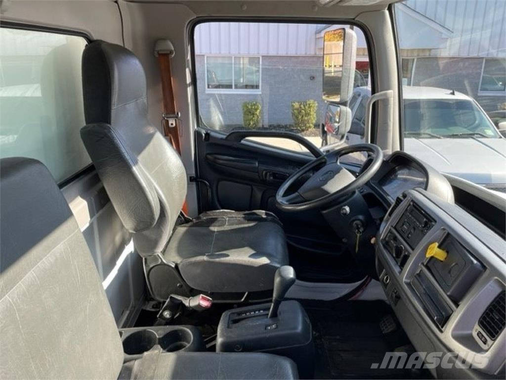 Hino 268A Каросерии