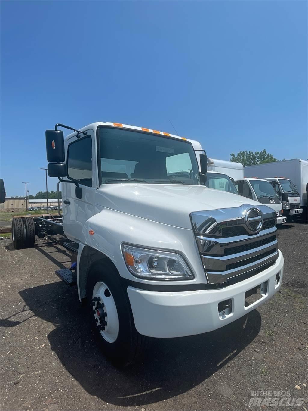 Hino L6 Шаси кабини