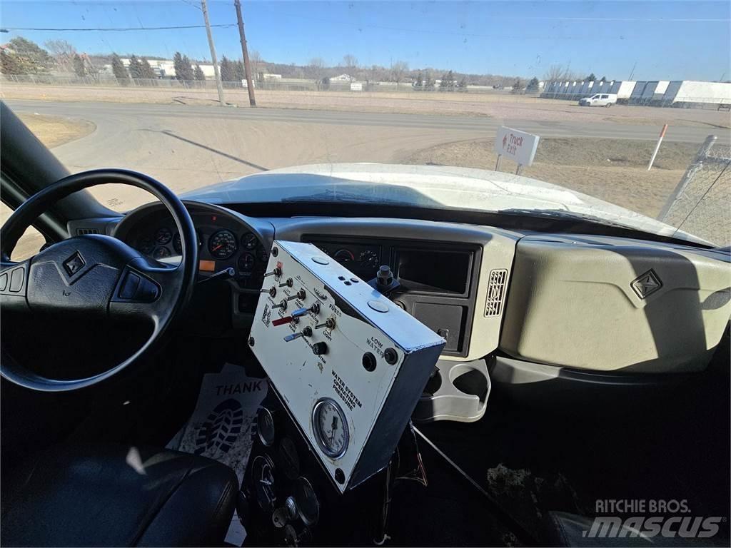 International 7300 Шаси кабини