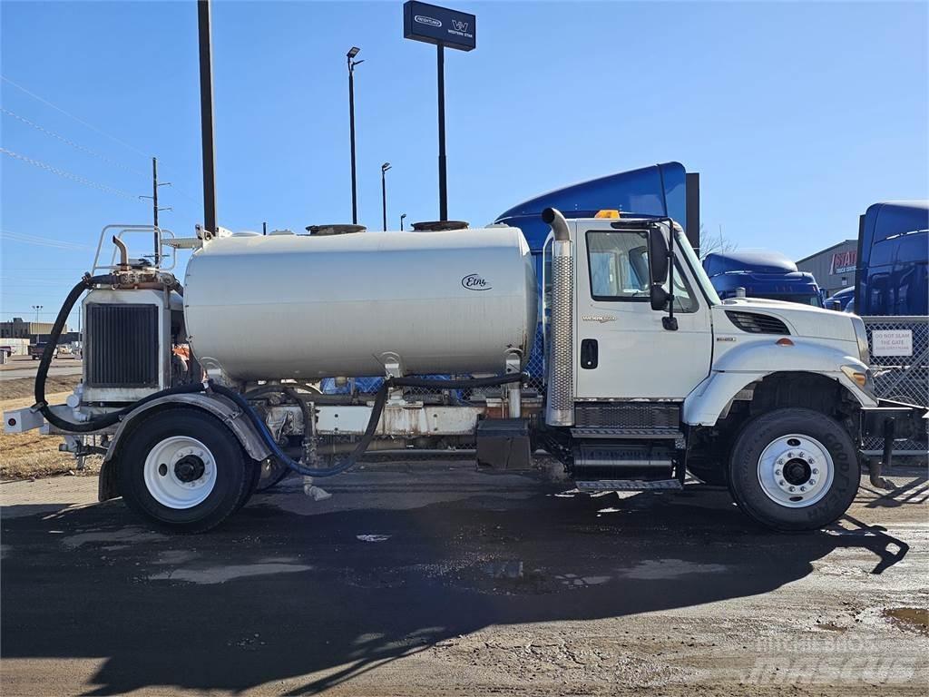International 7300 Шаси кабини