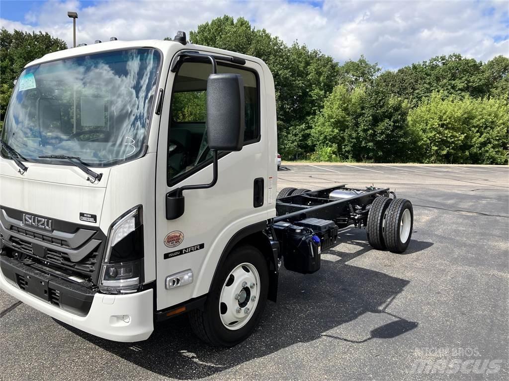 Isuzu NRR Шаси кабини