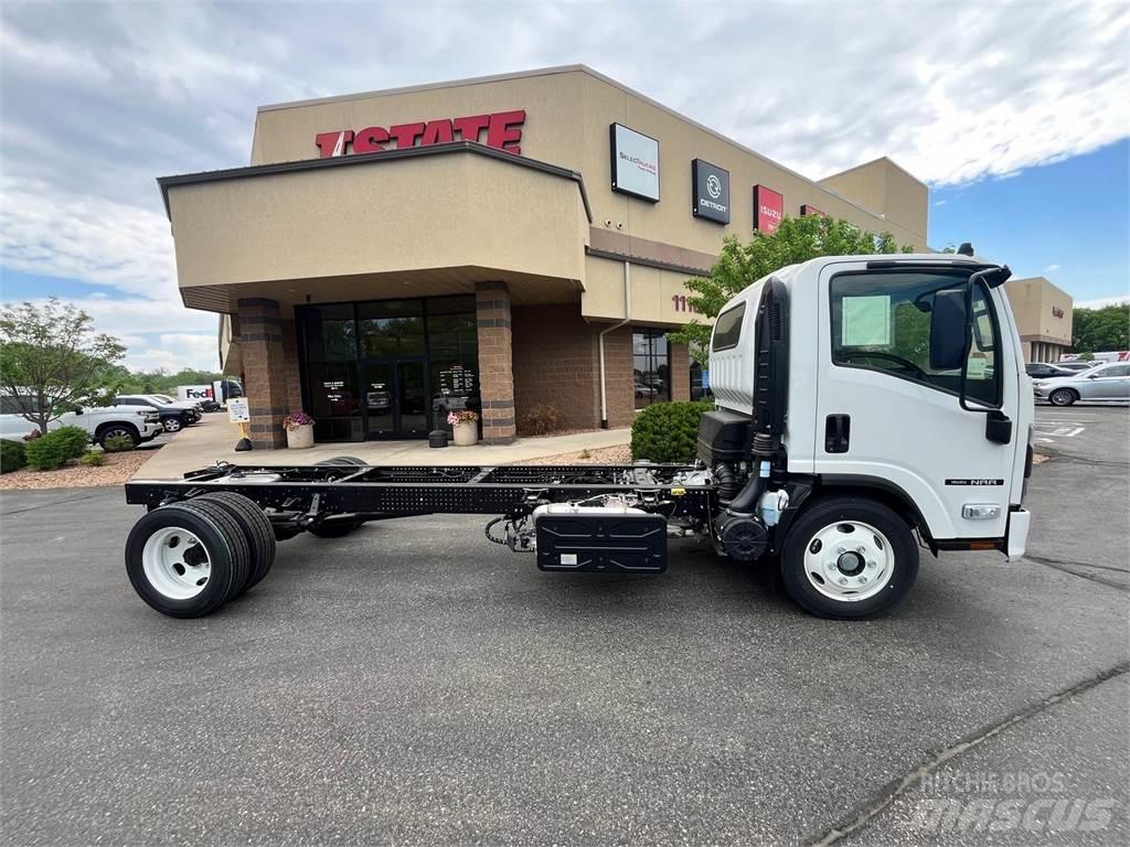 Isuzu NRR Шаси кабини