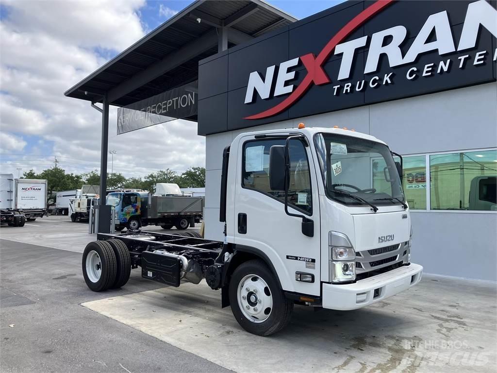 Isuzu NRR-3U454 Шаси кабини