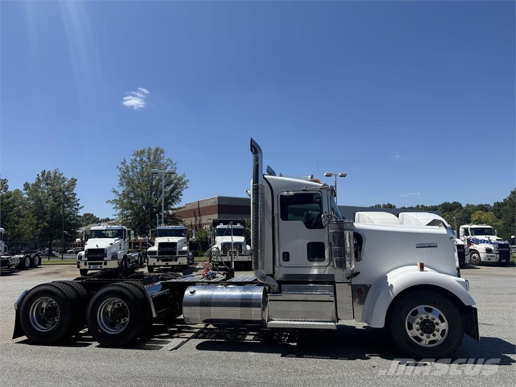 Kenworth W900 Влекачи