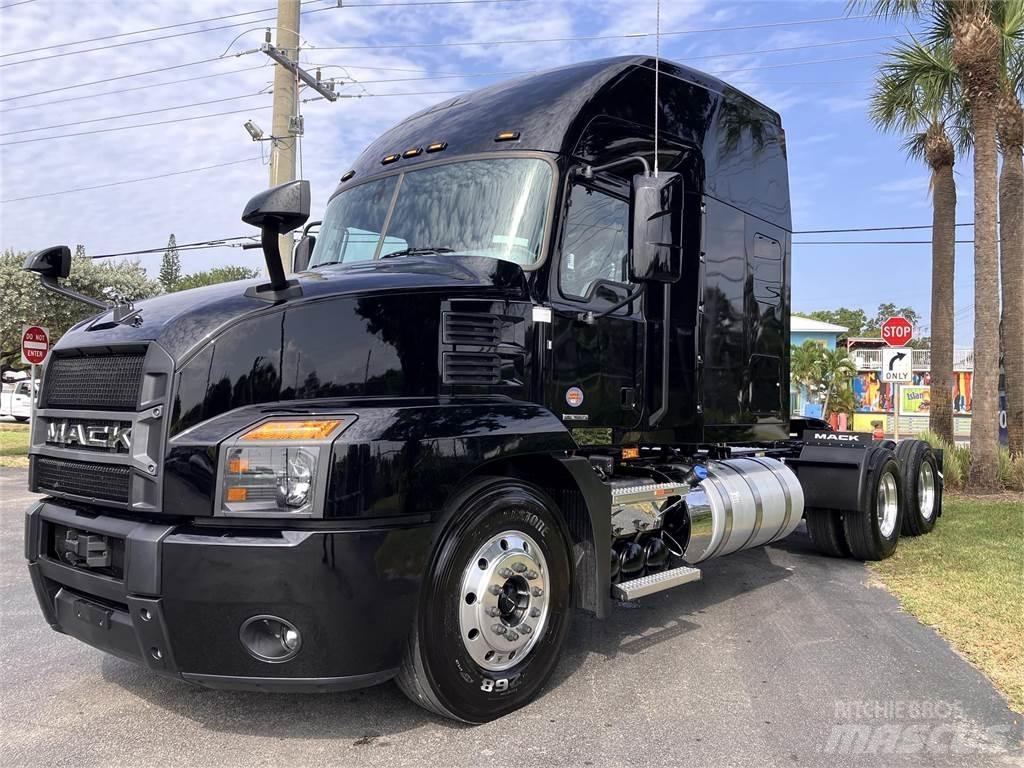 Mack AN64T Влекачи