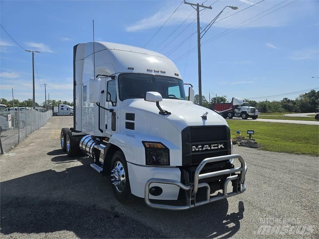 Mack AN64T Влекачи