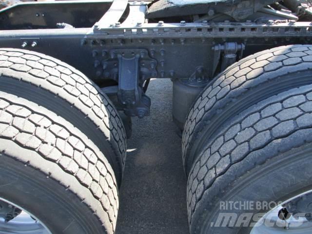 Mack AN64T Влекачи