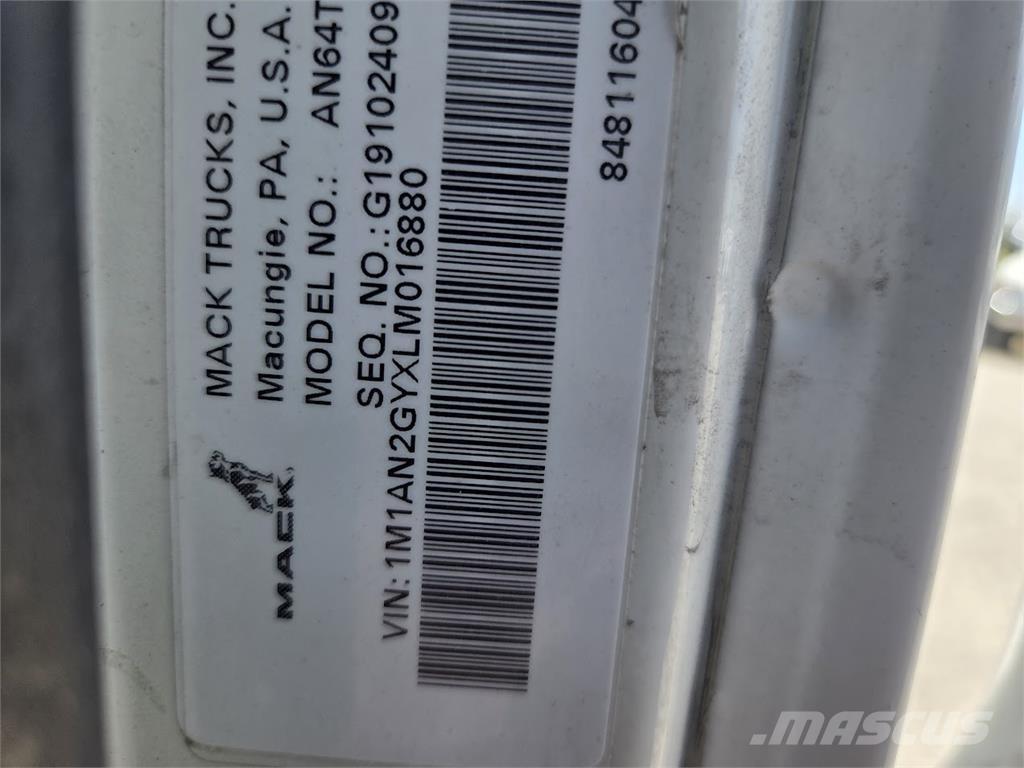 Mack AN64T Влекачи
