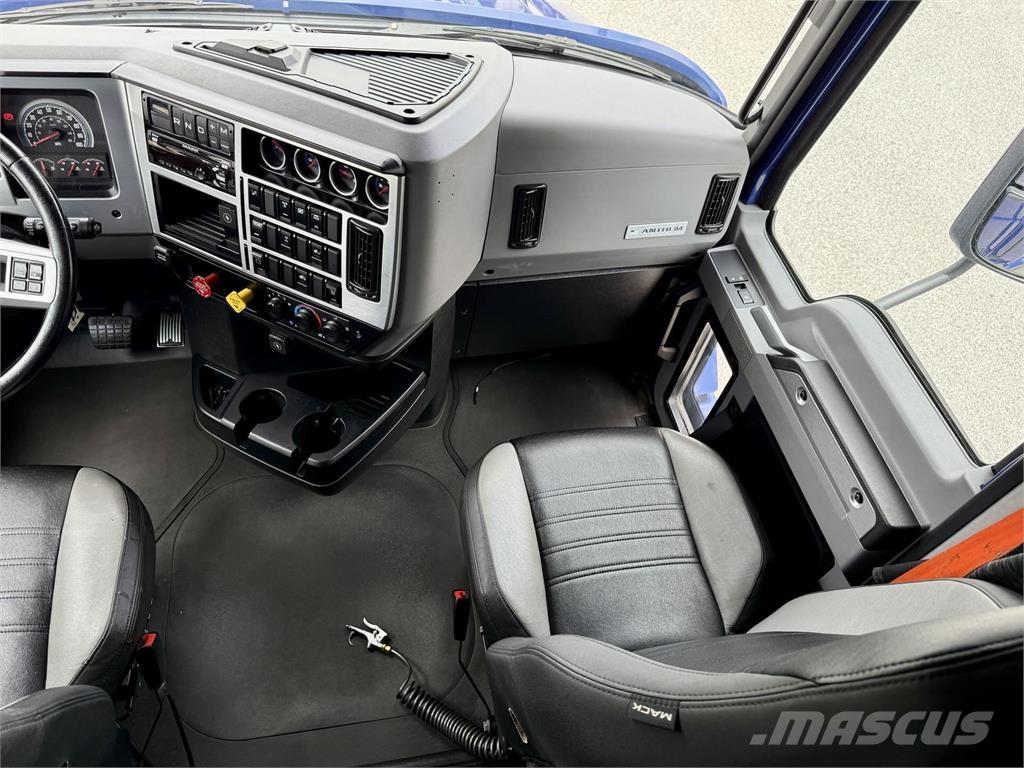 Mack AN64T Влекачи