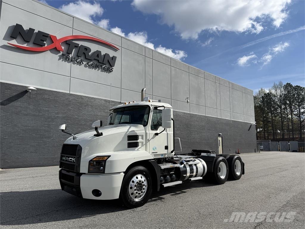 Mack AN64T Влекачи