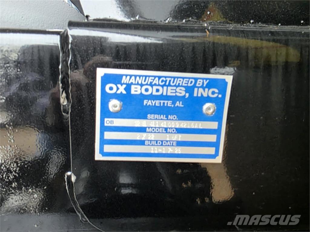 Mack GR84F Самосвал