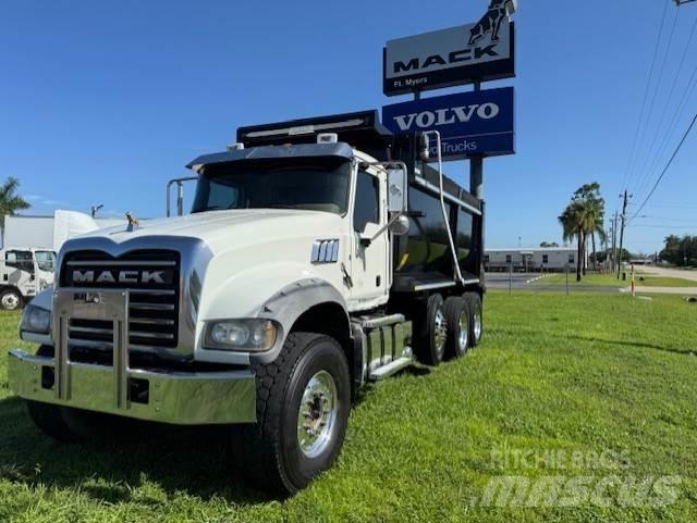 Mack GU713 Влекачи