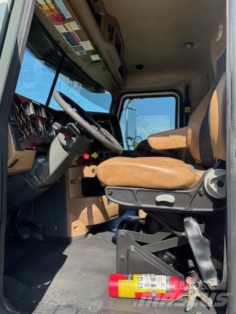 Mack GU713 Влекачи