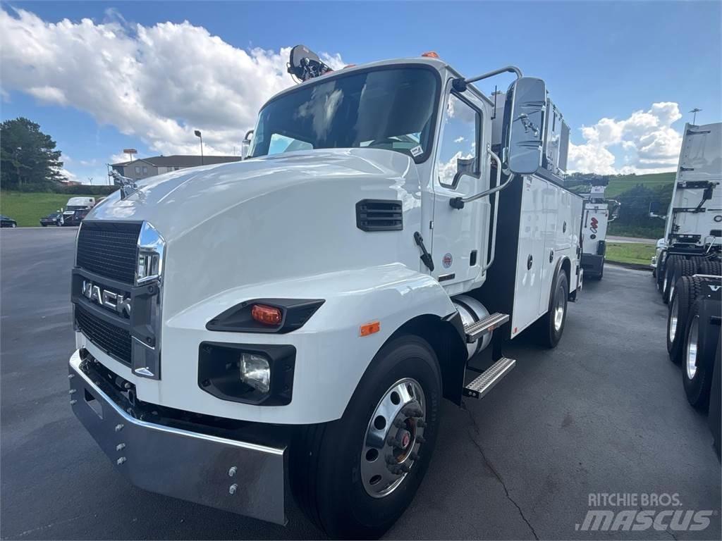 Mack MD6 42R Шаси кабини