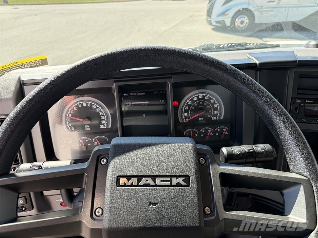 Mack MD6 42R Каросерии