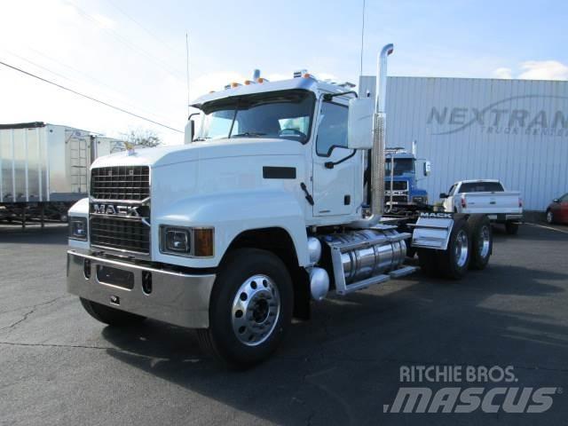 Mack PI64T Влекачи