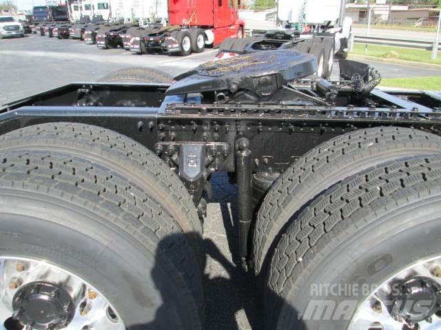 Mack PI64T Влекачи
