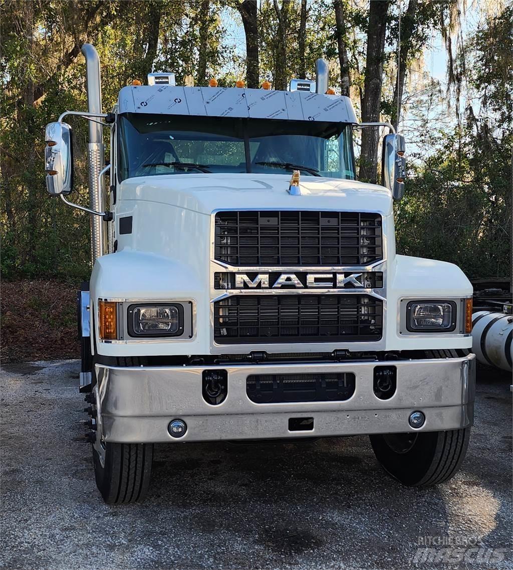 Mack PI64T Влекачи