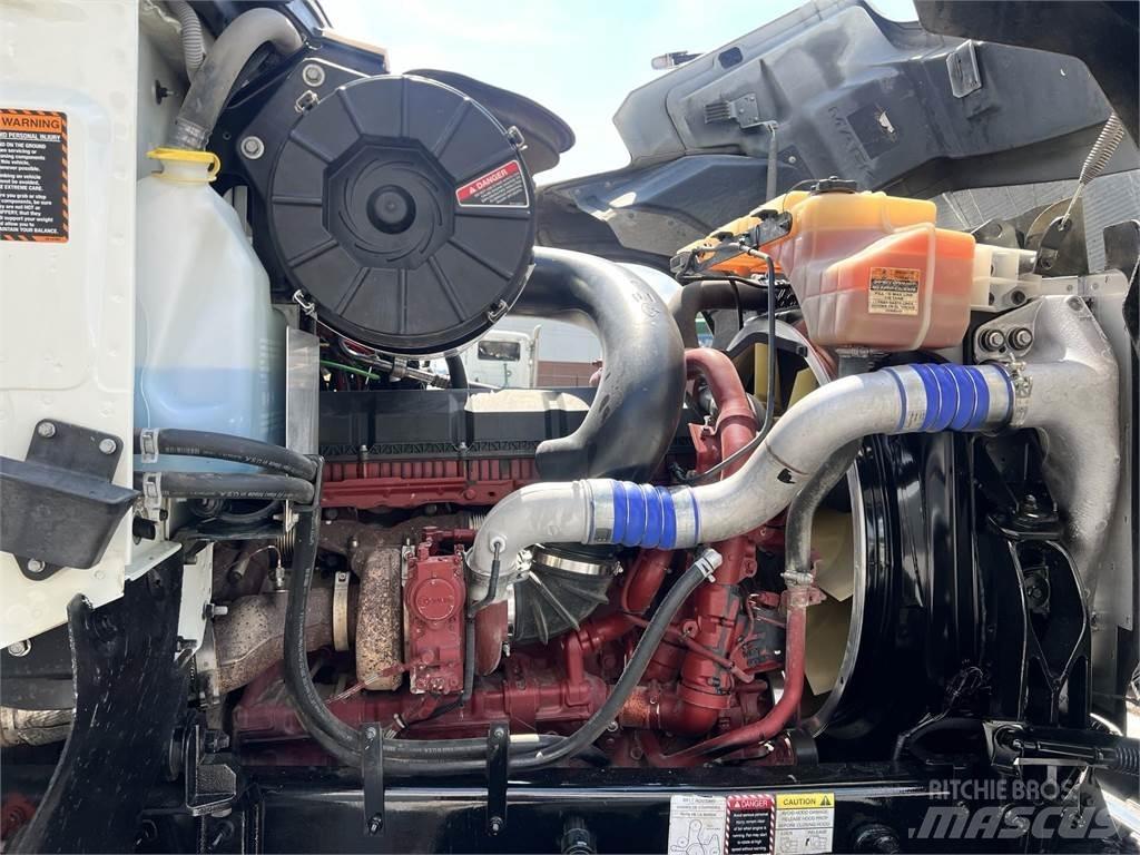 Mack PI64T Влекачи
