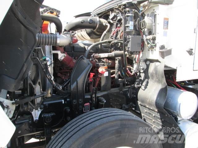 Mack PI64T Влекачи