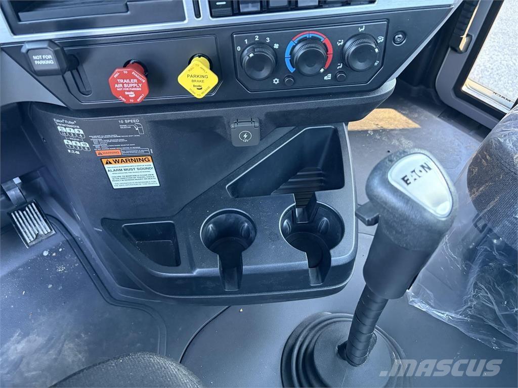 Mack PI64T Влекачи