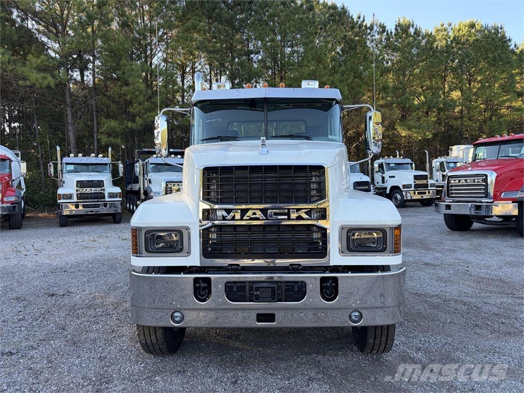 Mack PI64T Влекачи