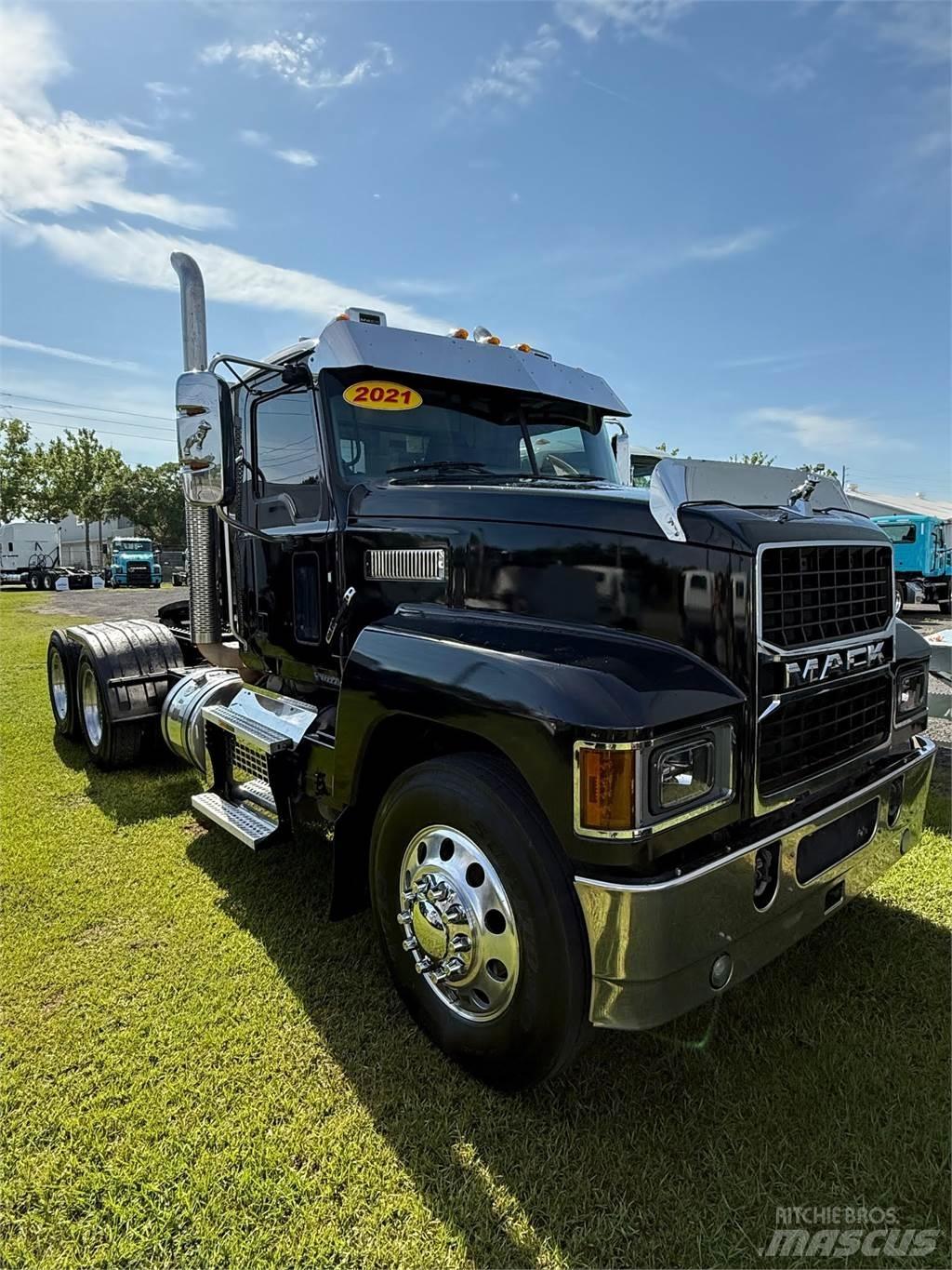 Mack PI64T Влекачи
