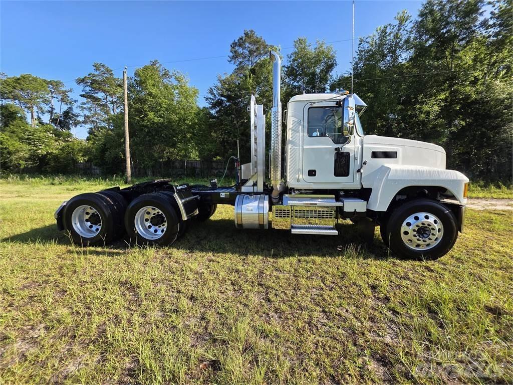 Mack PI64T Влекачи