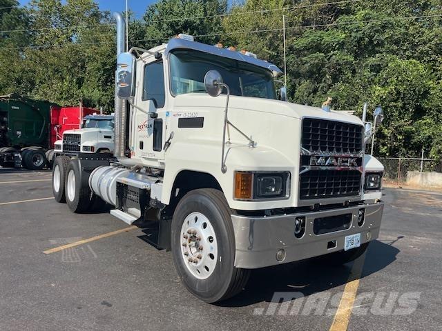 Mack PI64T Влекачи