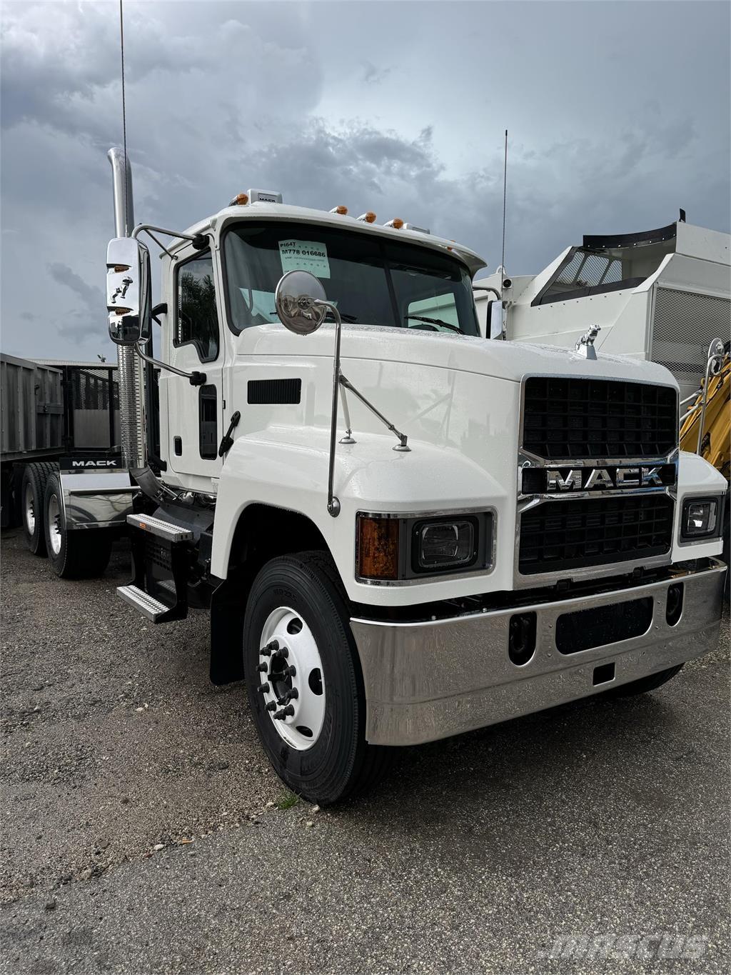 Mack PI64T Влекачи