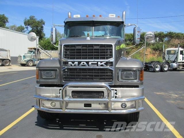 Mack PI64T Влекачи